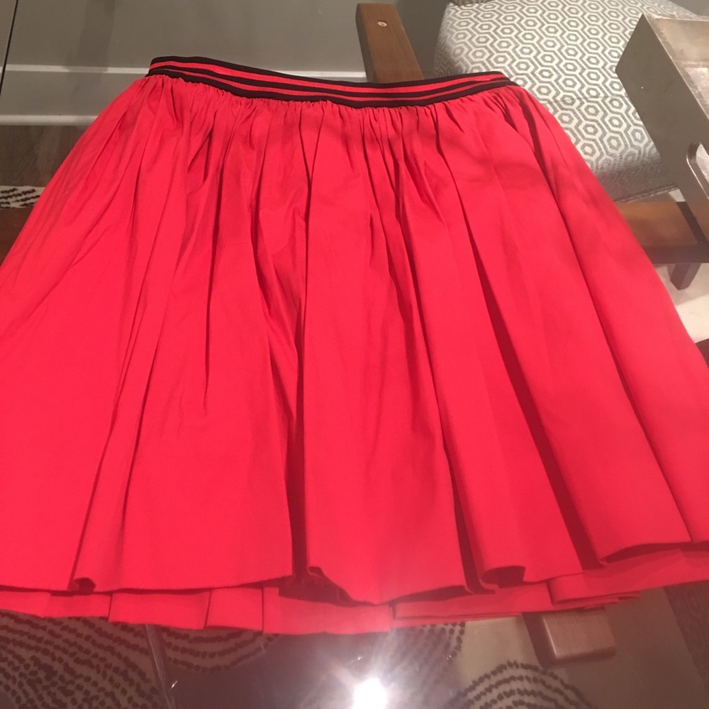 PRADA RED AND BLACK SHORT SKIRTS BRAND NEW